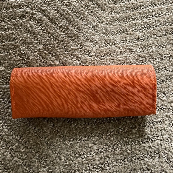 Tory Burch Glasses Case - Picture 3 of 3